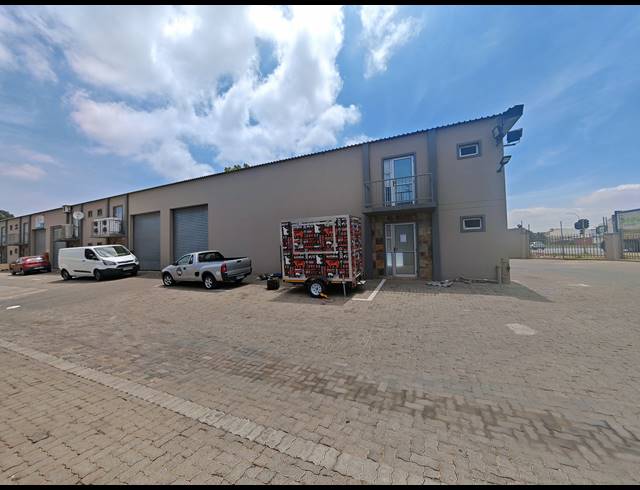 201M² WAREHOUSE FOR SALE IN CITY DEEP